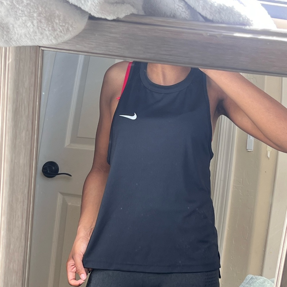 Nike Women's Black and Red Tank Top